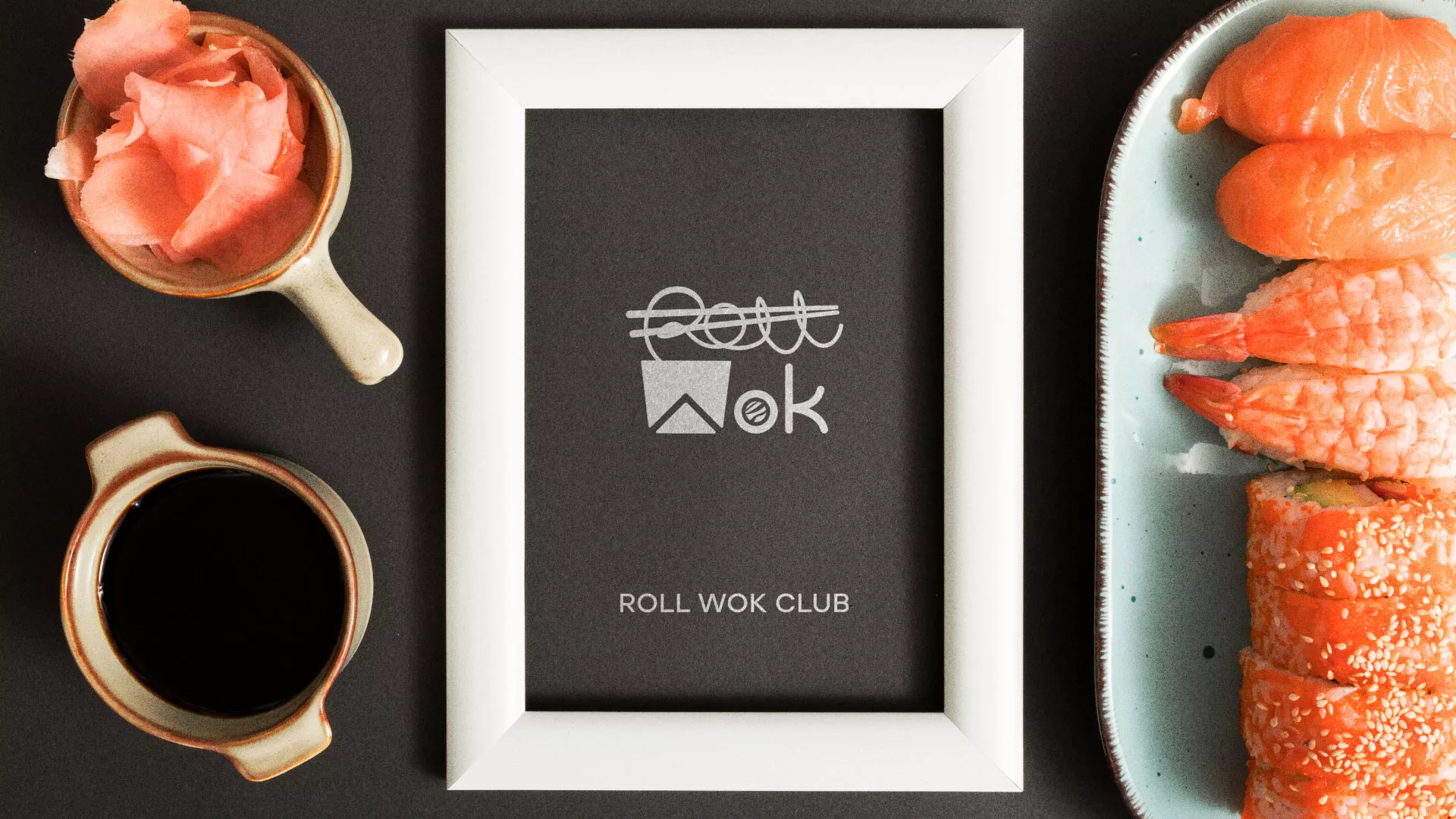 Разработка логотипа суши-бара «Roll Wok Club» в Волоколамске